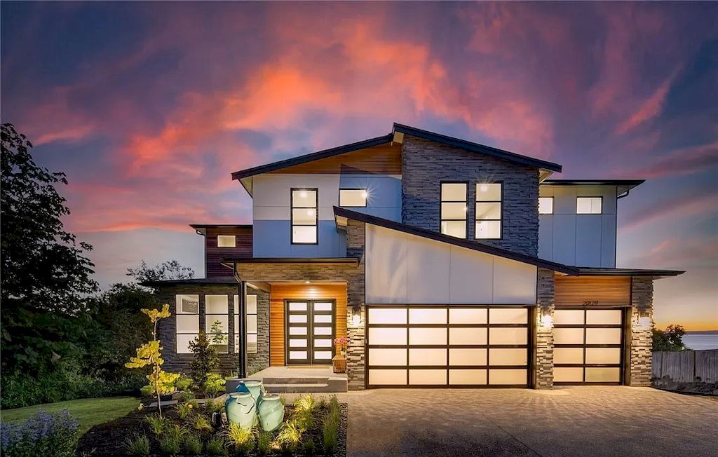 The Gorgeous New Home in Seattle is a ultra luxurious home now available for sale. This home is located at 20129 24th Ave NW, Seattle, Washington
