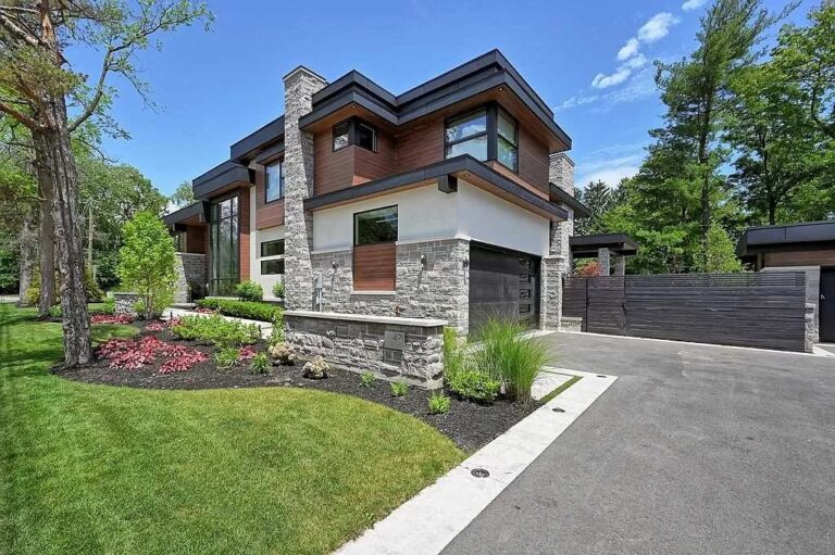 Don't Miss out on the Incredible Opportunity to Own this Elegant Modern House in Ontario for C