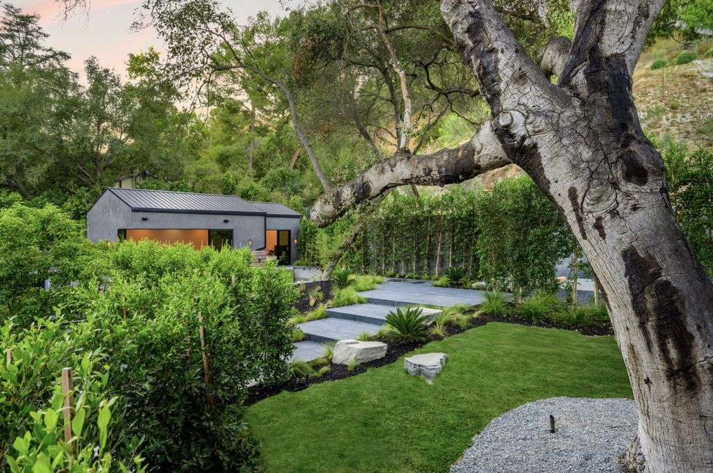 Exceptional-Brand-New-Japanese-inspired-Modern-Farmhouse-in-Encino-hits-Market-for-26000000-28