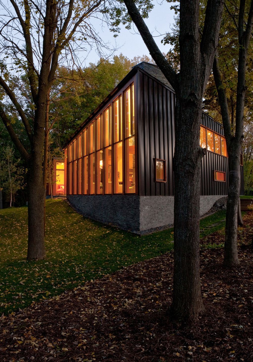 Farquar Lake residence, impressive house by ALTUS architecture + design