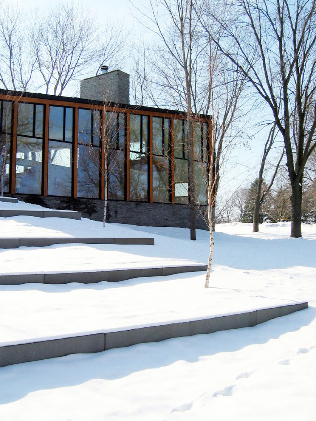 Farquar-Lake-residence-impressive-house-by-ALTUS-architecture-design-9