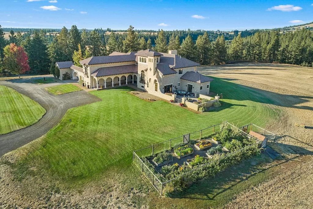 The Incredible Home in Washington combines old-world design with today’s modern conveniences now available for sale. This home is located at 8719 S Palouse Hwy, Spokane, Washington