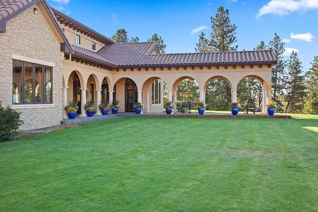 Incredible-Home-in-Washington-Inspired-by-the-Italy-Countryside-Sells-for-4950000-18