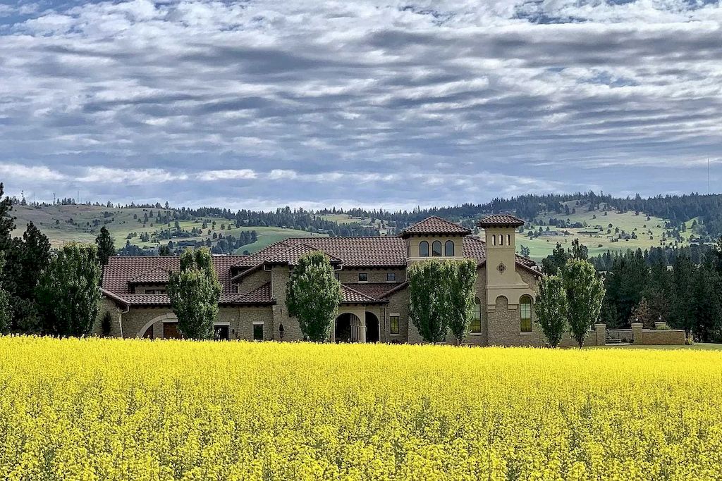 Incredible-Home-in-Washington-Inspired-by-the-Italy-Countryside-Sells-for-4950000-27
