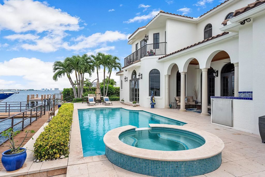 The Home in Florida is an elegant singer island estate is situated on perfectly manicured grounds with breathtaking intracoastal views now available for sale. This home located at 981 Singer Dr, West Palm Beach, Florida