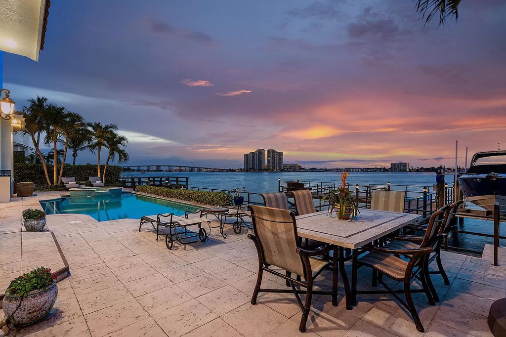 The Home in Florida is an elegant singer island estate is situated on perfectly manicured grounds with breathtaking intracoastal views now available for sale. This home located at 981 Singer Dr, West Palm Beach, Florida