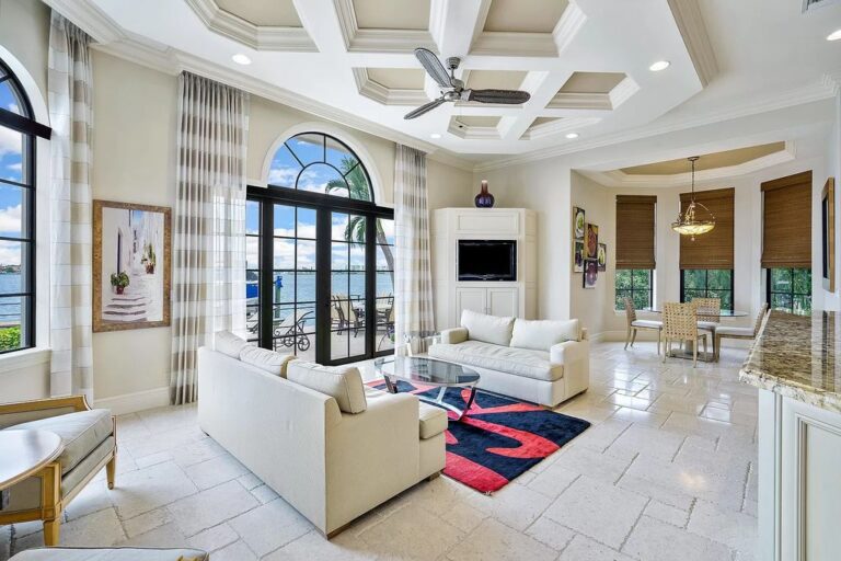 $4,999,999 Elegant Home in Florida with Breathtaking Intracoastal Views