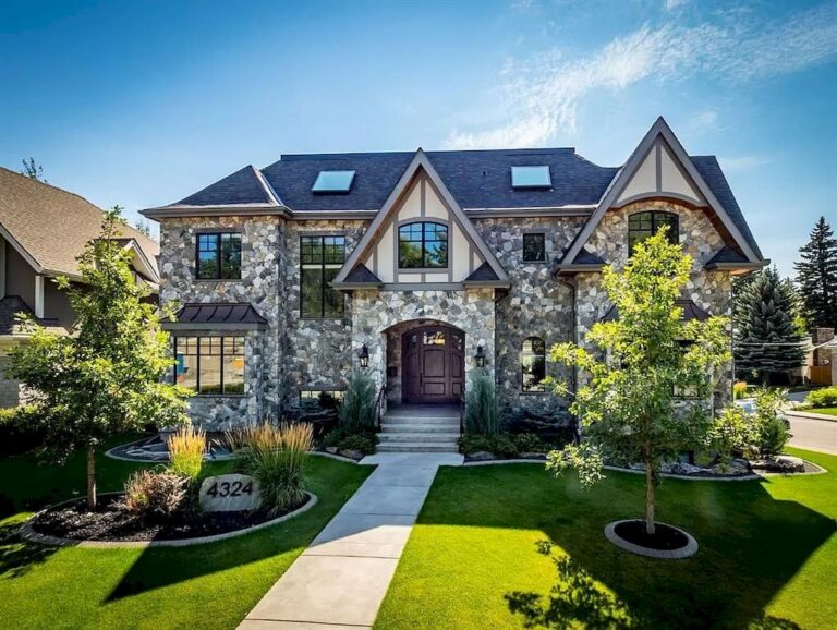 Listing for C$4,150,000, The Old World Style Residence in Alberta has an Irresistible Modern Flair