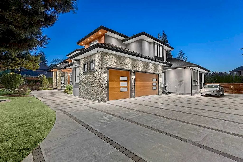The Luxurious Modern Estate in Surrey boasts striking design elements with superior quality construction and finishing now available for sale. This home is located at 13799 20th Ave, Surrey, BC V4A 1Z8, Canada