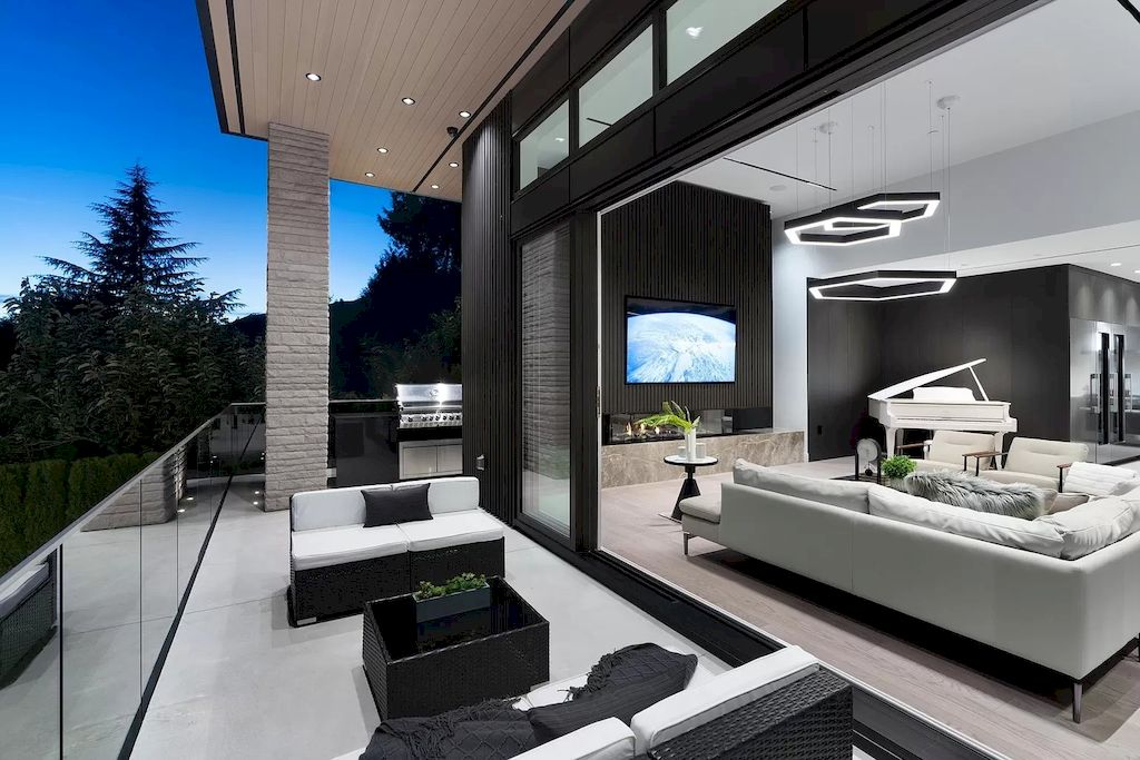 Modern-Estate-in-West-Vancouver-with-Unique-Architecture-and-World-class-Features-Hits-the-Market-for-C9888000-23