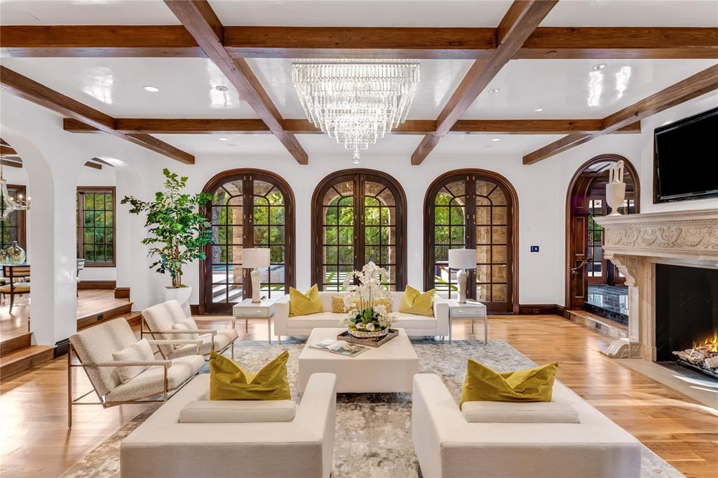 The mansion in Dallas is a 1.3 acre gated estate features an 18,769 SF main house was reimagined and transformed now available for sale. This home located at 9727 Audubon Pl, Dallas, Texas