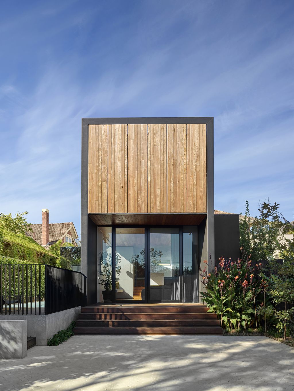 Open Shut House, a Stunning Additional semi-detached Dwelling by WALA