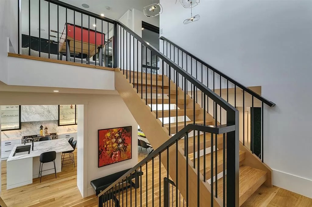 Representing-Timeless-Architecture-with-Modern-Finshes-This-C4300000-Calgary-Estate-Defines-Your-Dream-8