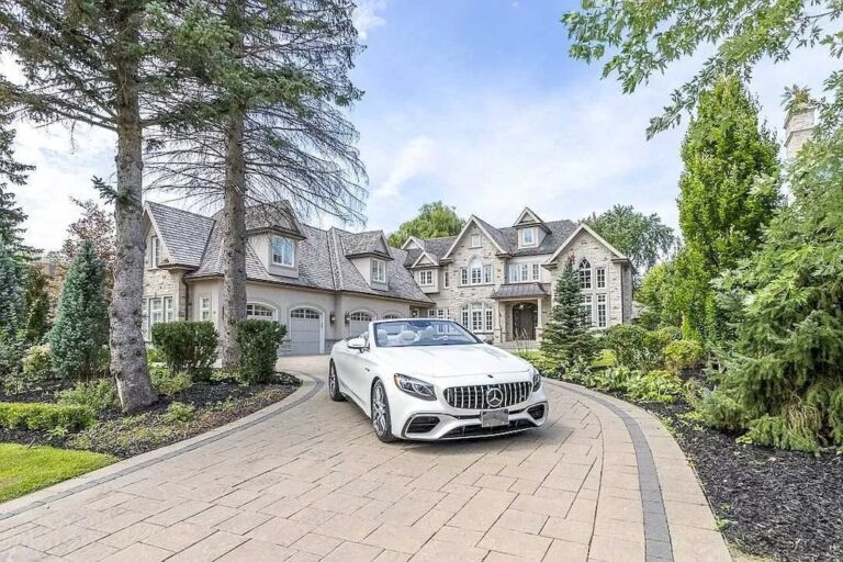 The Charm and Grace of This C$7,800,000 Amazing House in Ontario Evokes the Feeling of Opulent Living