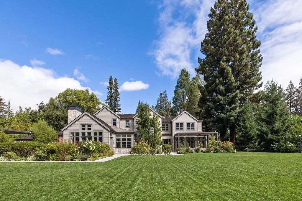 This-23495000-Villa-in-Atherton-has-multiple-purpose-entertaining-spaces-11