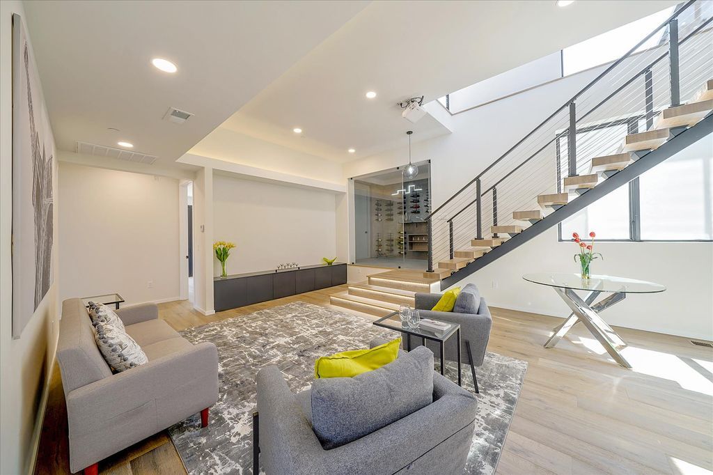 This-4785000-Brand-New-Contemporary-Home-in-Belmont-features-Beautiful-Views-and-Sunsets-8