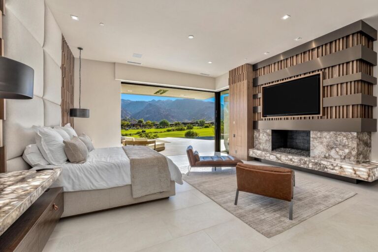 5,300,000 Newly Built Home in Indian Wells features Stunning Design