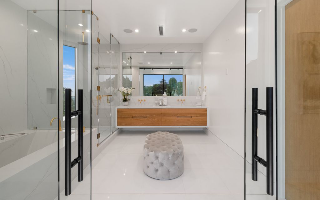 The Beverly Hills Home is a Newly constructed with the finest materials and supreme technology and unmatched quality now available for sale. This home located at 1450 Harridge Dr, Beverly Hills, California
