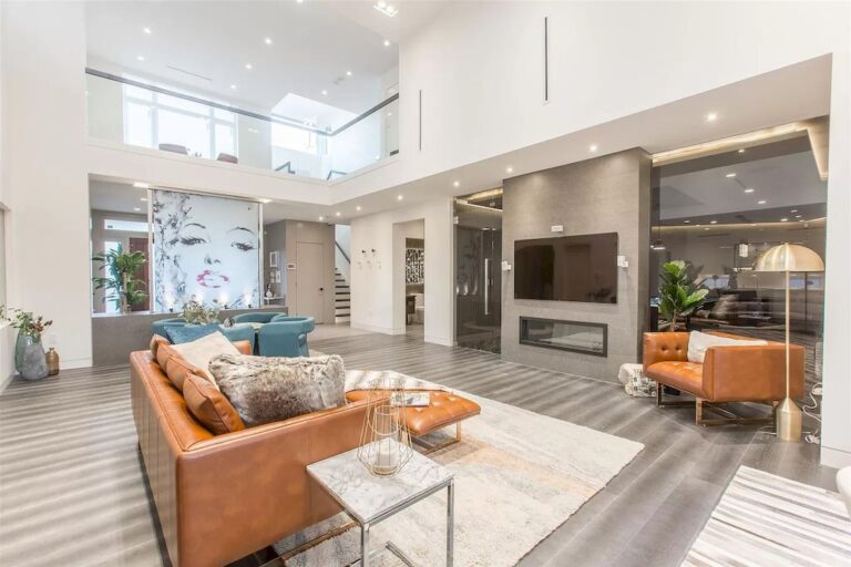 This C$4,280,000 Modern Home in Richmond is a Seamless Combination of ...