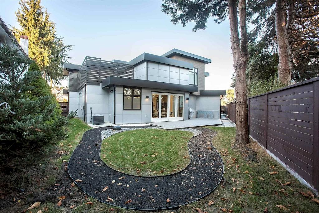 The Modern Home in Richmond is a true blend of convenience and content now available for sale. This home is located at 8731 Cullen Cres, Richmond, BC V6Y 2W9, Canada