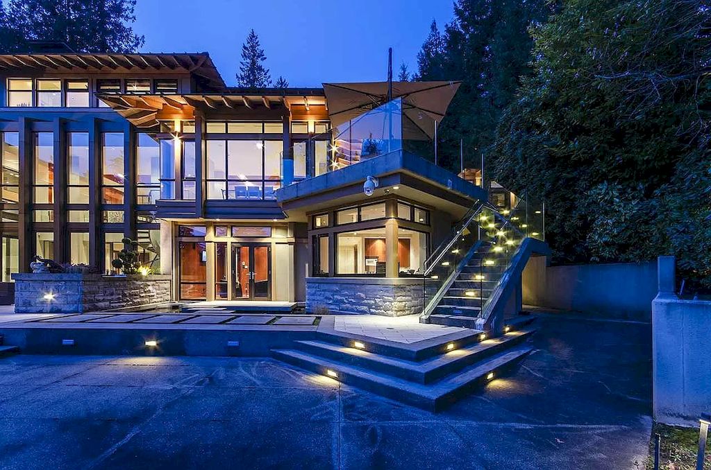 The World-Class Estate in West Vancouver is a spectacular concrete residence now available for sale. This home is located at 2860 Mathers Ave, West Vancouver, BC V7V 2J9, Canada