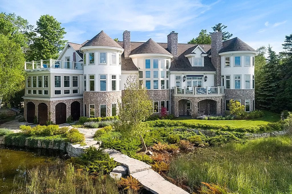 Amazing Lake Charlevoix Estate in Michigan with Timeless Architecture and  Stunning Details Listed for $10,900,000