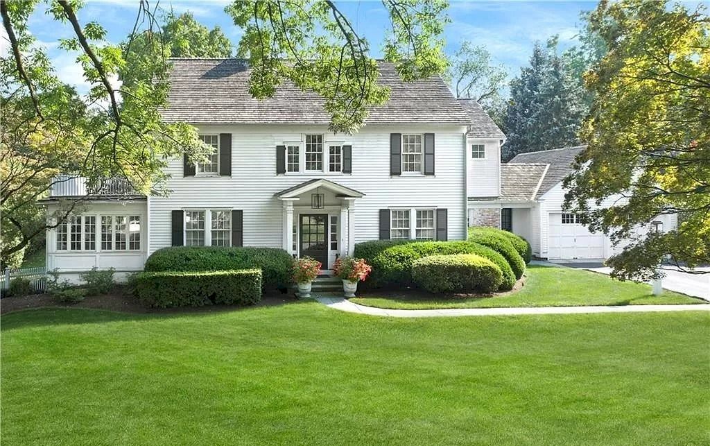 Stylish Renovations Perfectly Blended with Original Architectural Details in this Connecticut $3,875,000 Beautiful Estate