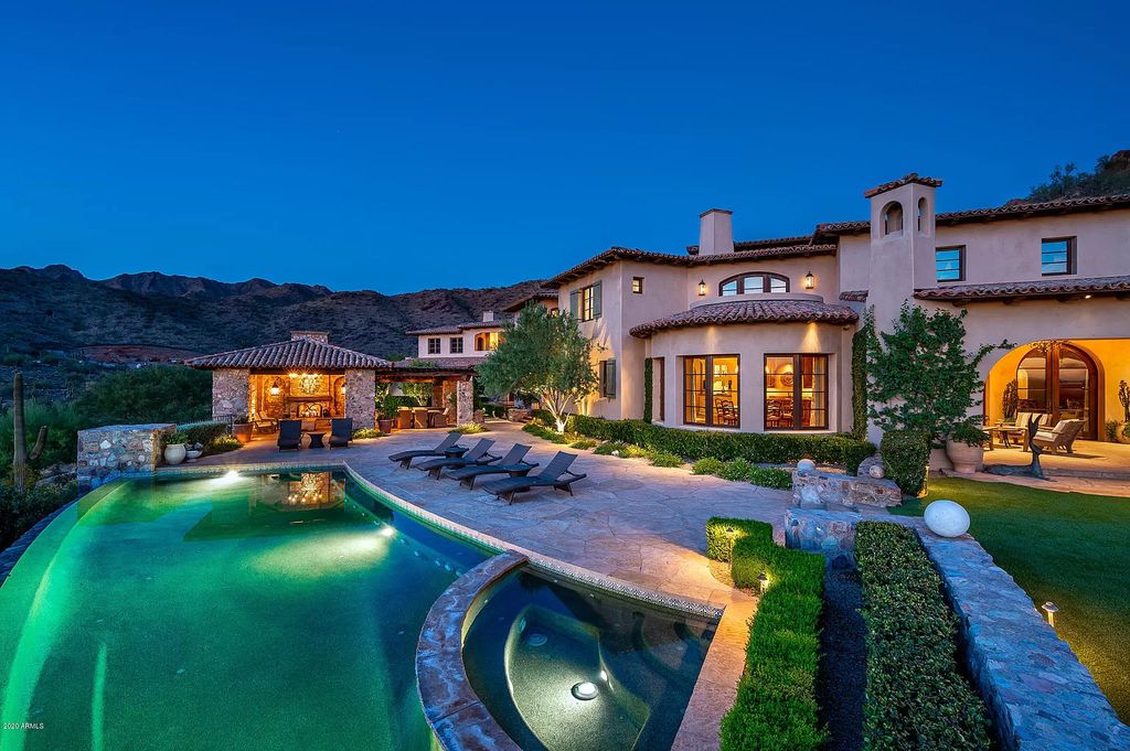 Incredible California Style Estate backdropped by the magnificent McDowell Mountains sells for $18,750,000