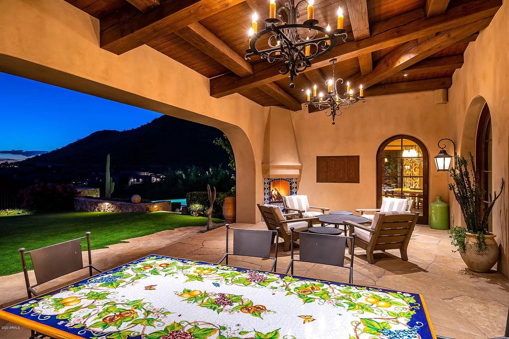 Incredible California Style Estate backdropped by the magnificent McDowell Mountains sells for $18,750,000