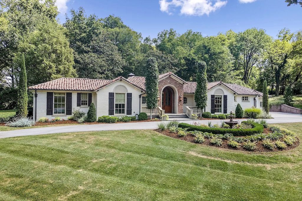 Breathtaking Mediterranean Estate with Stunning Light-filled Interiors and Wonderful Indoor-outdoor Flow in Tennessee Listed for $2,945,000