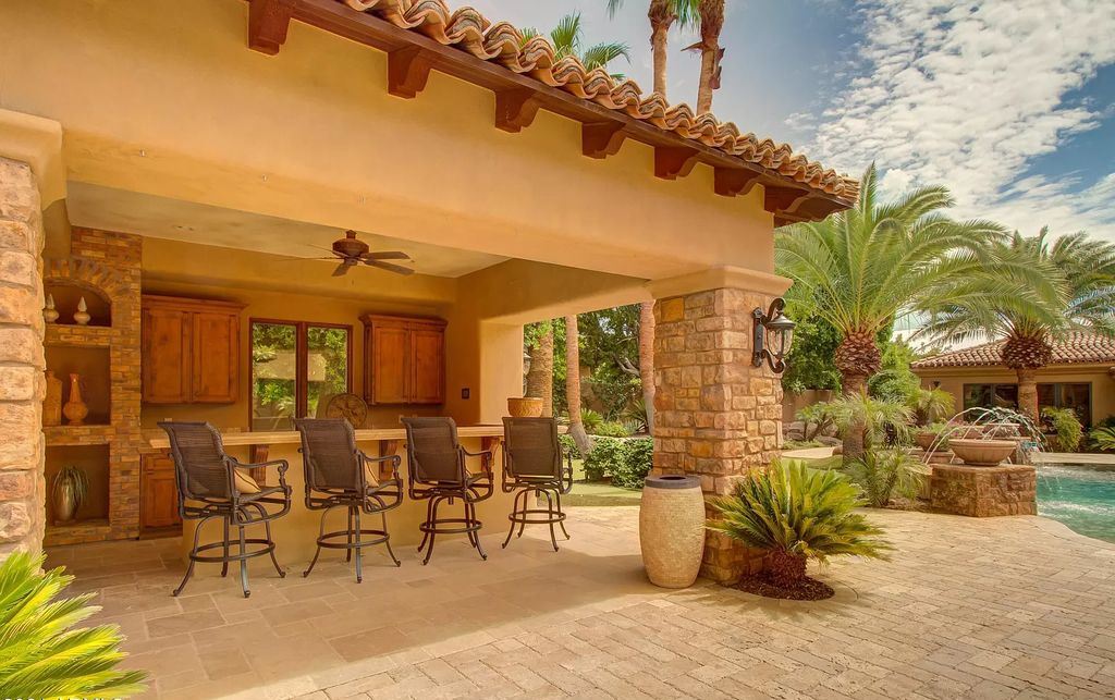 A Spectacular Arizona Estate selling for $4,400,000 is absolutely stunning from floor to ceilings 