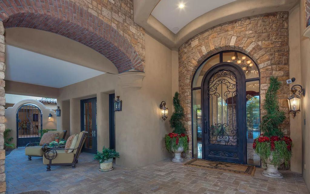 A Spectacular Arizona Estate selling for $4,400,000 is absolutely stunning from floor to ceilings 