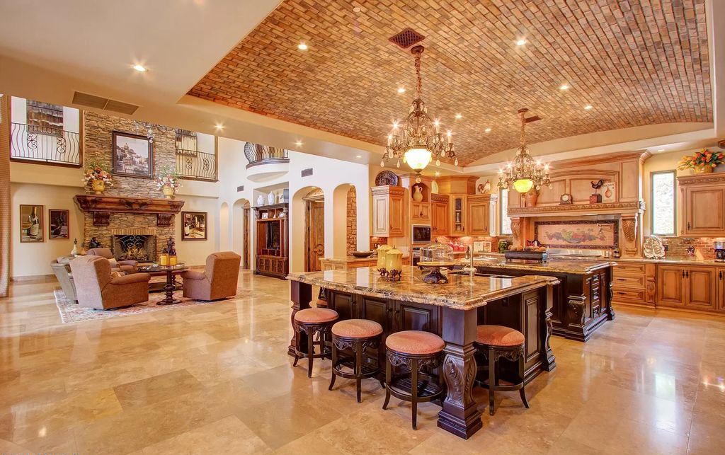 A Spectacular Arizona Estate selling for $4,400,000 is absolutely stunning from floor to ceilings 