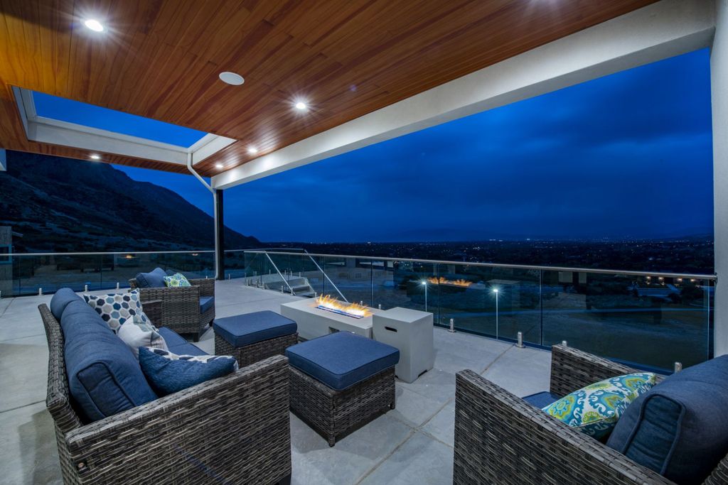 Brand new luxury modern home in Utah sells for $5,835,000 with unbeatable breathtaking views of mountain, city and lake 