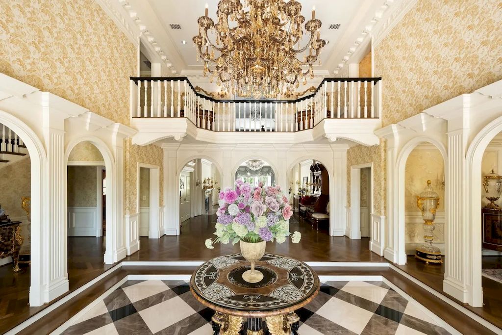 Villa dei Leoni - The Unmistakable Beauty in Maryland Listed for $12,000,000