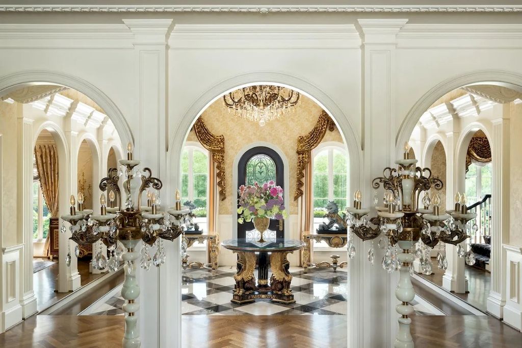 Villa dei Leoni - The Unmistakable Beauty in Maryland Listed for $12,000,000