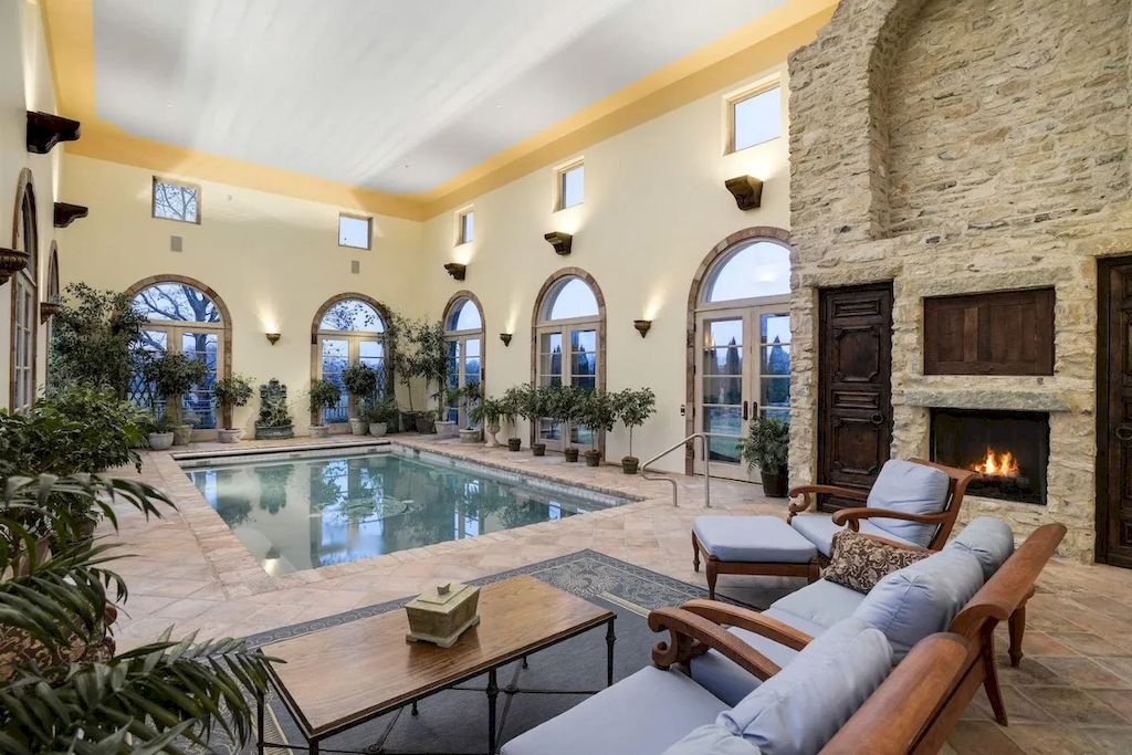 This $12,750,000 Romantic Palazzo is the Dream Home for Any Italy Lovers in Maryland