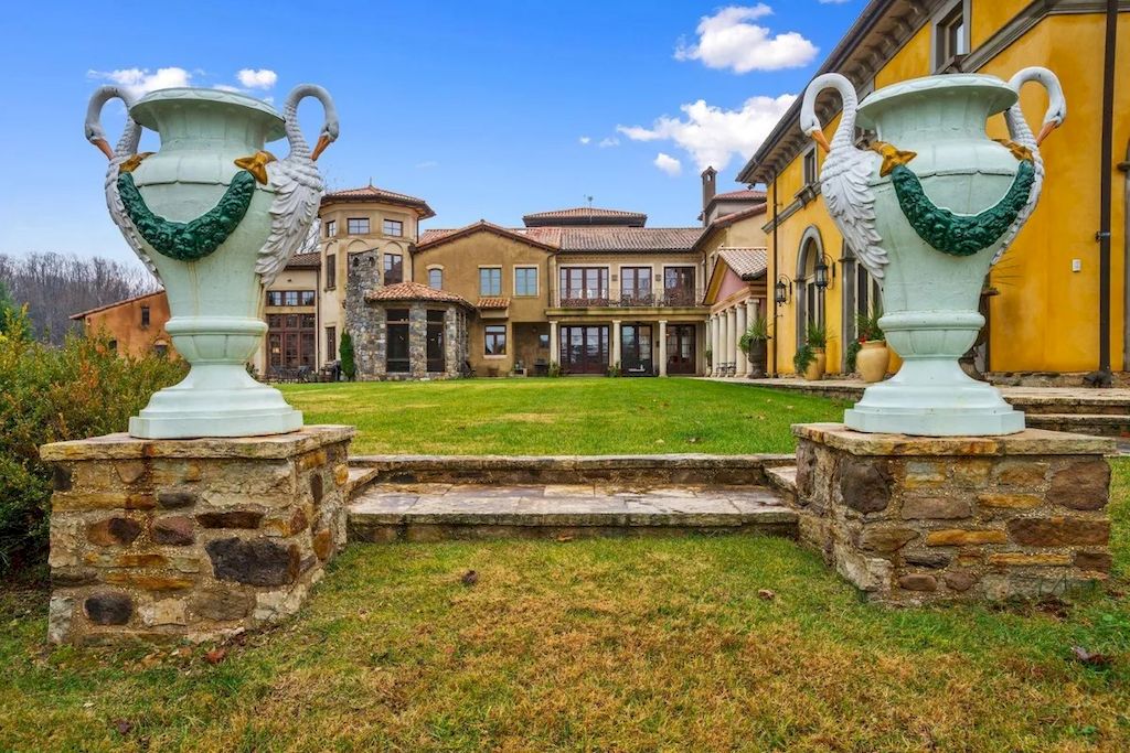 This $12,750,000 Romantic Palazzo is the Dream Home for Any Italy Lovers in Maryland