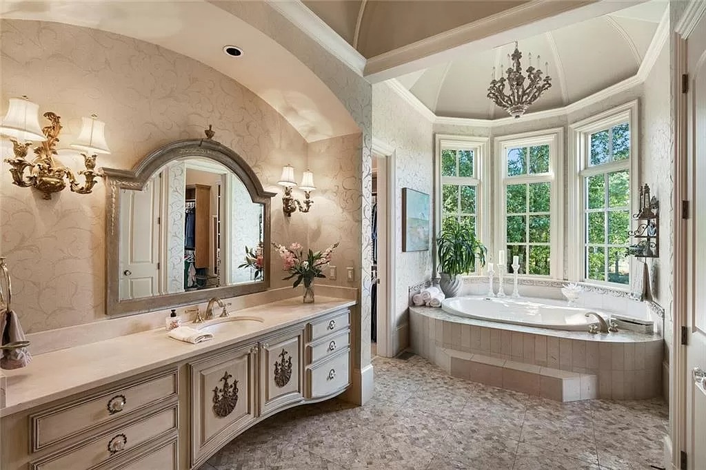 Georgia Private and Beautiful Estate Listed for $5,250,000