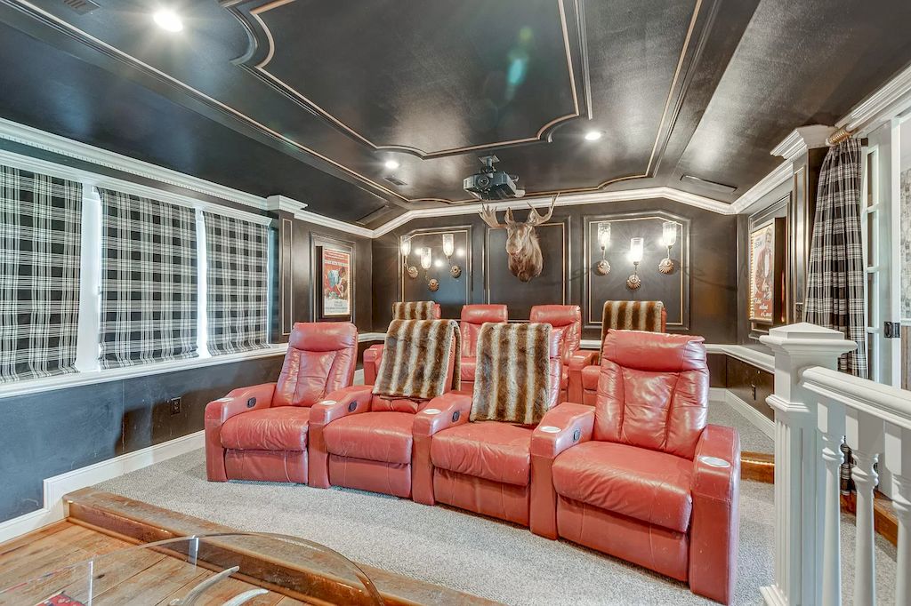 This $3,280,000 Finest Home Makes Bold Statement of Luxury and Unparalleled Privacy in Tennessee