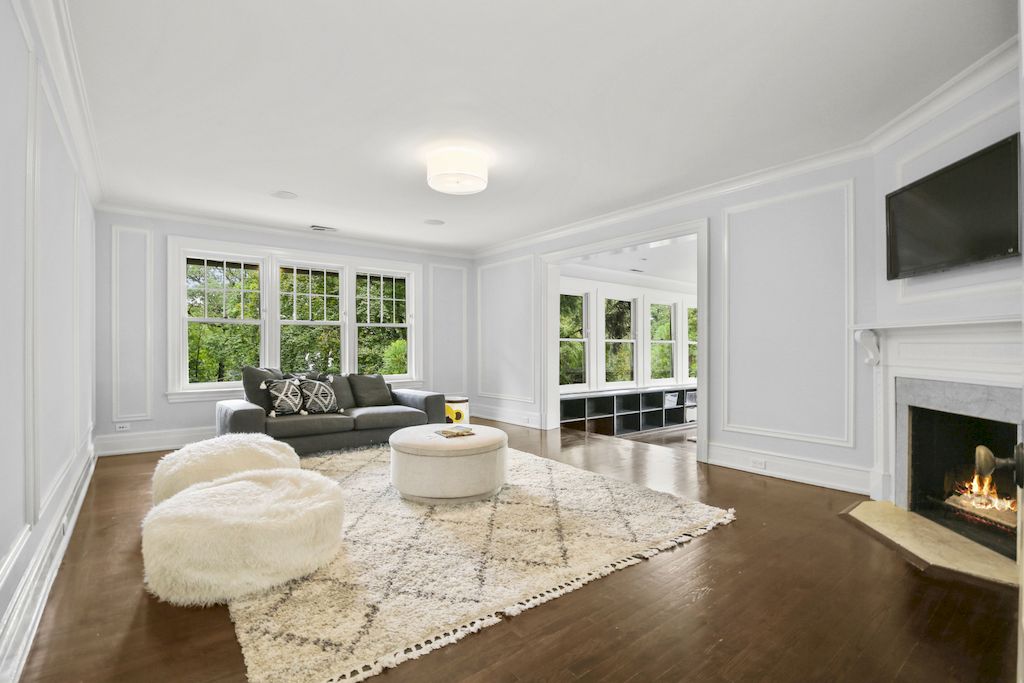 21-Grove-Ln-Greenwich-CT-06831-11