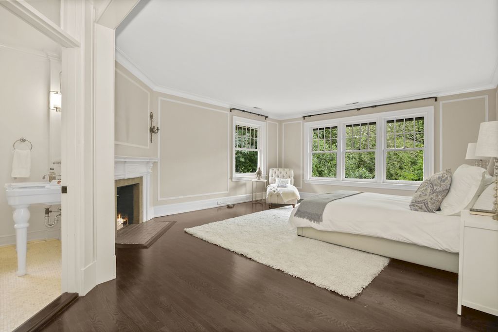 21-Grove-Ln-Greenwich-CT-06831-13