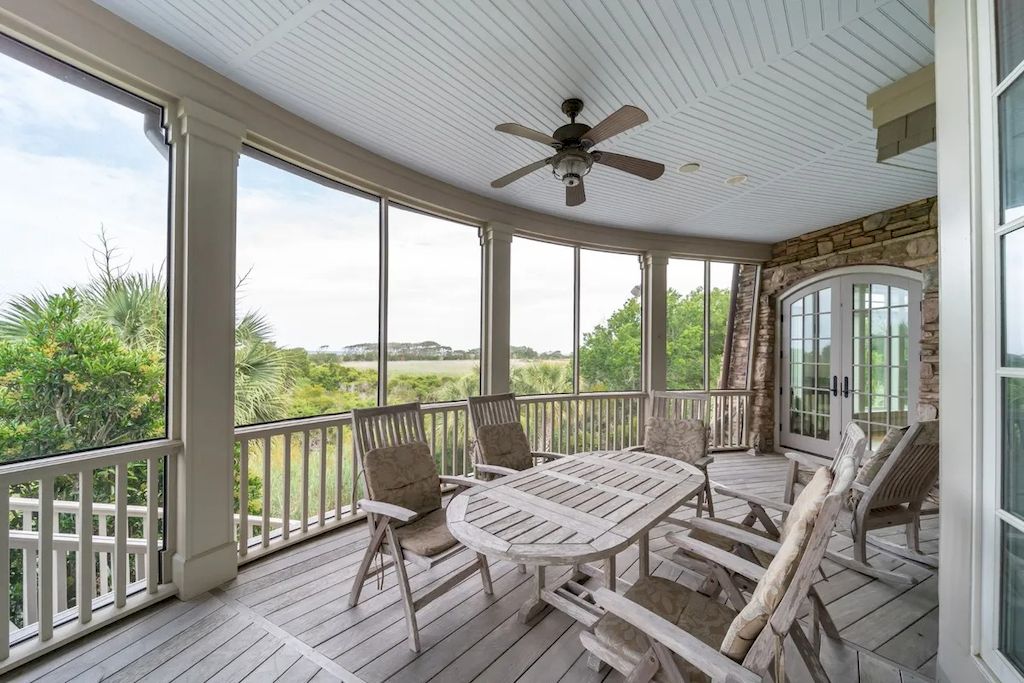 This $3,485,000 Enchanting Home in South Carolina Mesmerizes the Views of Both Marsh and the Ocean