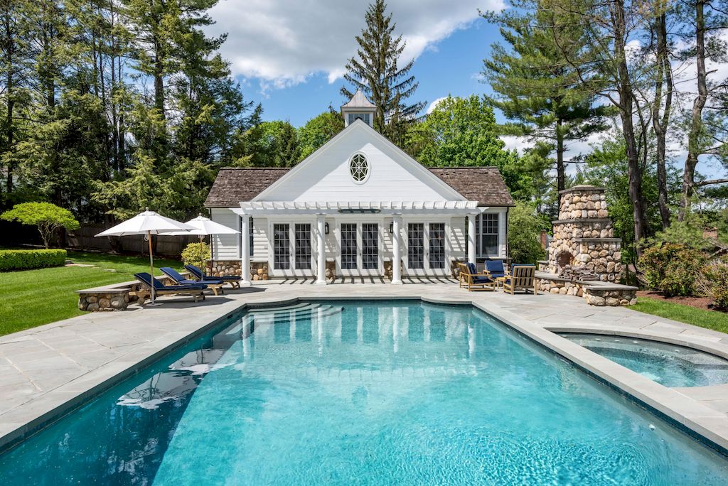 This $7,450,000 Historical New Canaan Manor is an Unsurpassed Residence for Today Lifestyle in Connecticut
