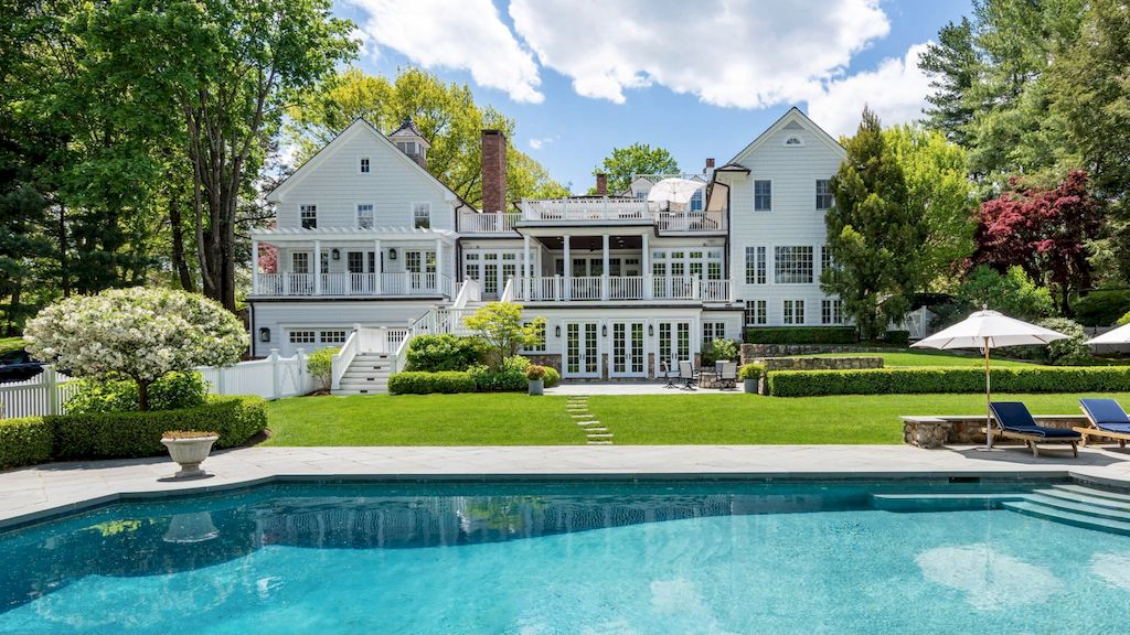 This $7,450,000 Historical New Canaan Manor is an Unsurpassed Residence for Today Lifestyle in Connecticut