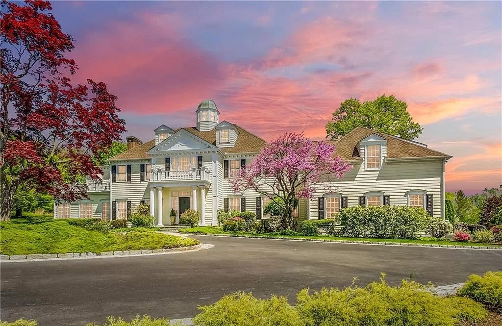 Be the Epitome of Elegance, this Connecticut Spectacular Estate Priced at $4,950,000