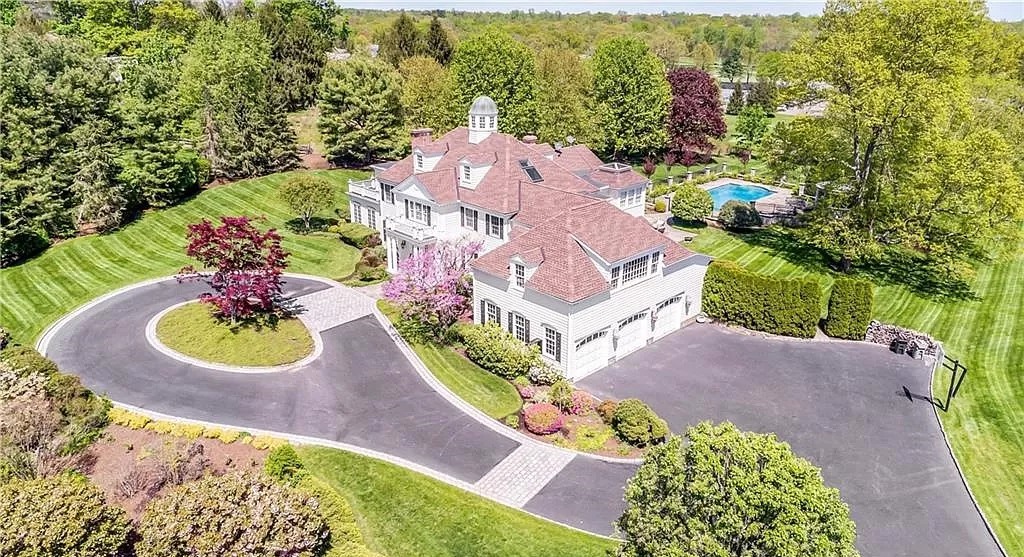 Be the Epitome of Elegance, this Connecticut Spectacular Estate Priced at $4,950,000