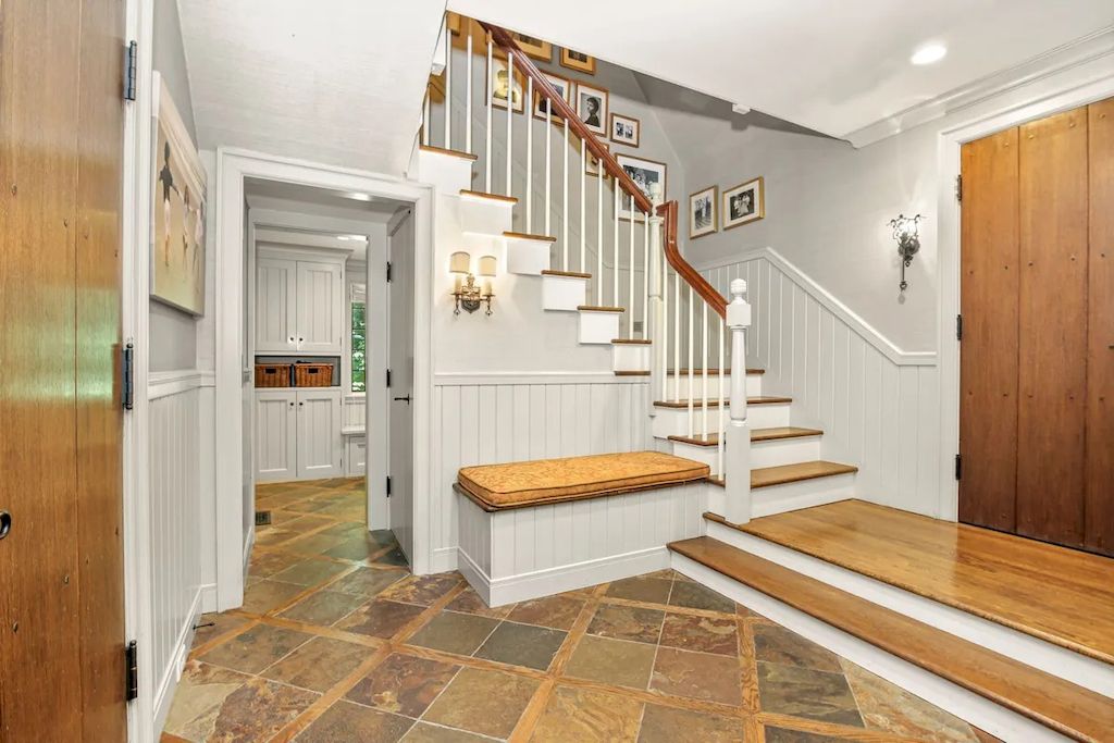 33-Midwood-Rd-Greenwich-CT-06830-18