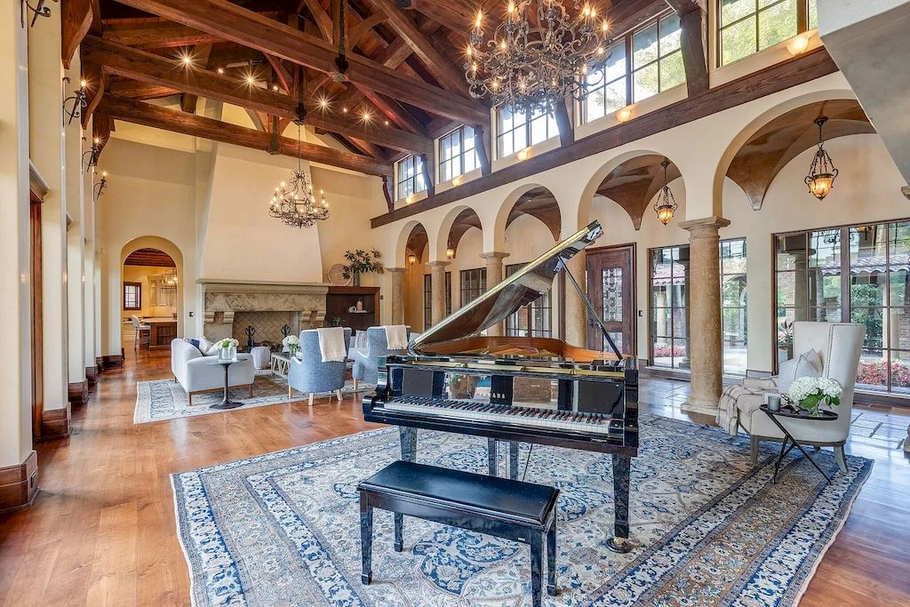 Tennessee Private Mediterranean Hilltop Villa Hits Market for $13,999,999