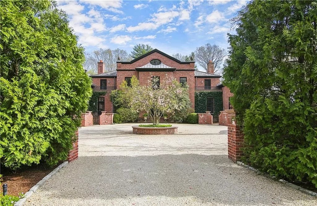 Georgian Brick Manor in Connecticut Listed for $8,950,000